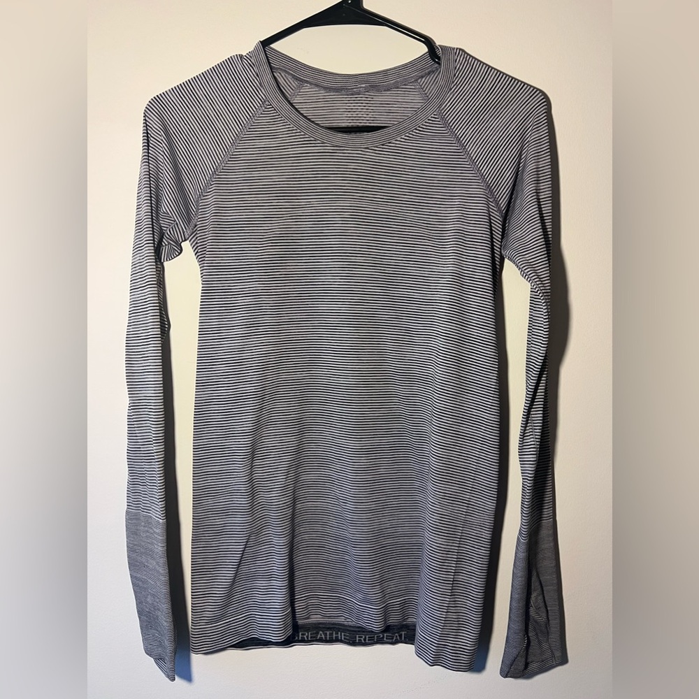 LuluLemon Swiftly-tech long-sleeved Stripped Top
